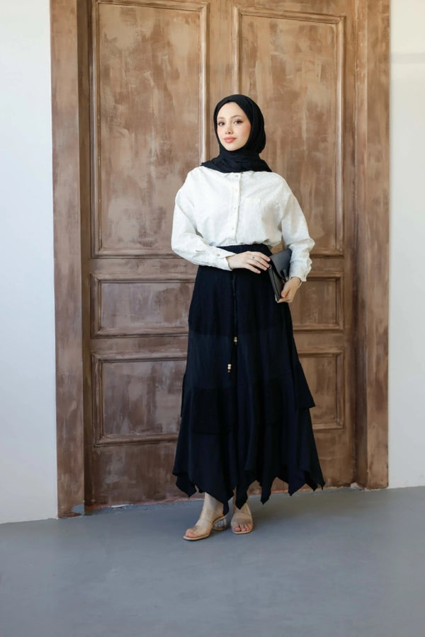 Asimetrik Desen Etek - Siyah