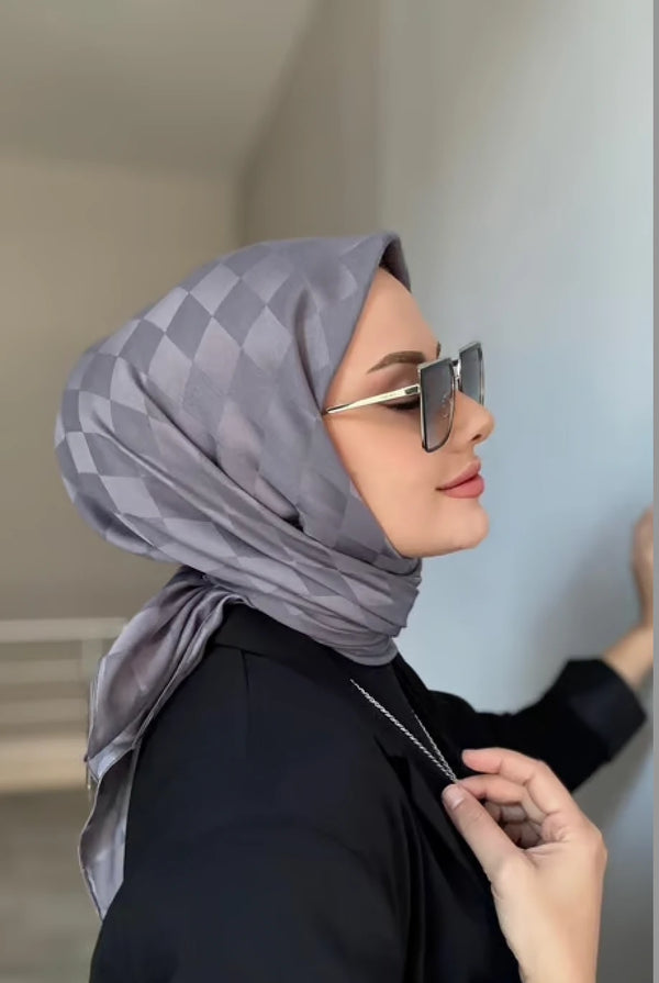 Dama Desen Jakarlı Eşarp - Gri