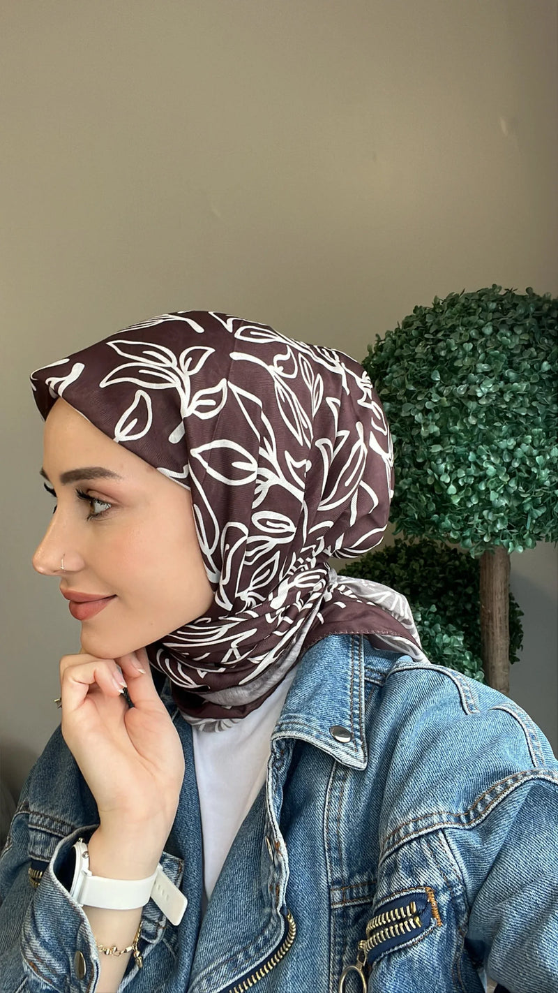Yaprak Desenli Kare Eşarp - Kahverengi